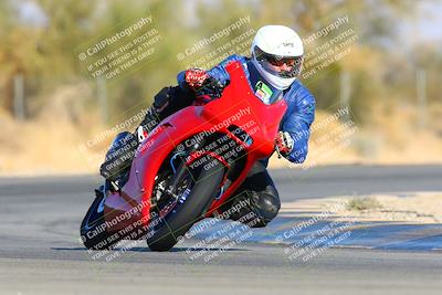 media/Jan-08-2022-SoCal Trackdays (Sat) [[1ec2777125]]/Turn 2 (150pm)/